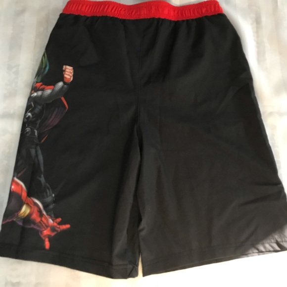 Marvel Avengers & Angry Birds Boys Swim Trunks (Bundle Of 2) Size Medium - Picture 9 of 13